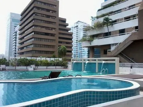 Sukhumvit Living Town Aparthotel
